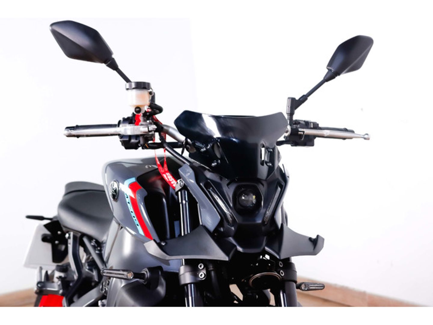 Yamaha MT -09 Gris Motorcycle