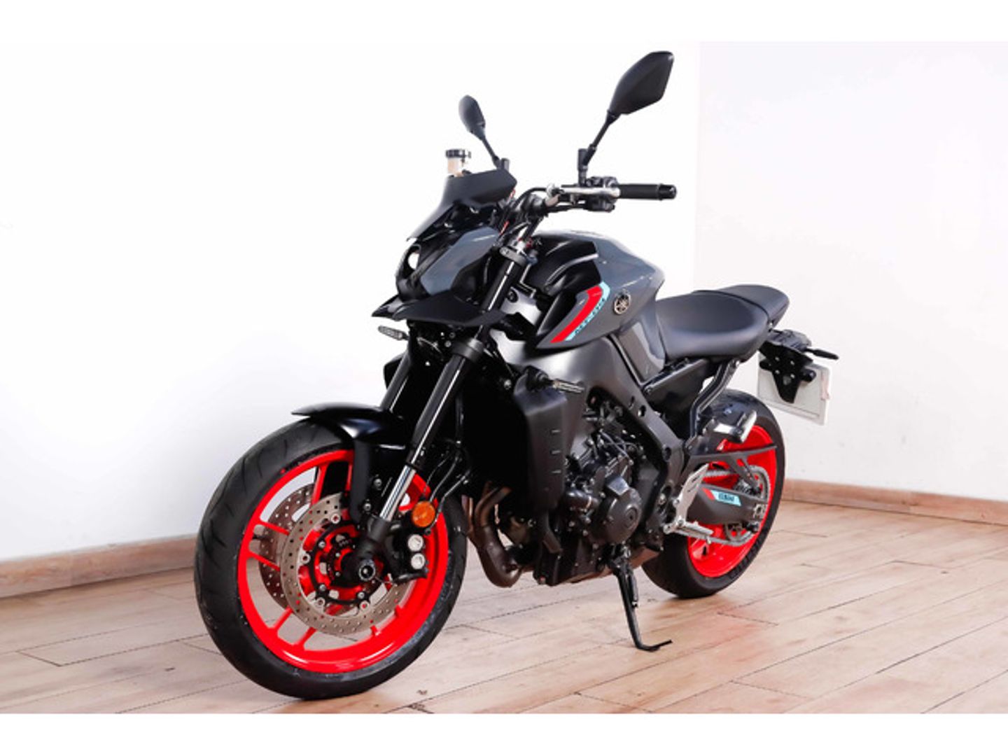 Yamaha MT -09 Gris Motorcycle