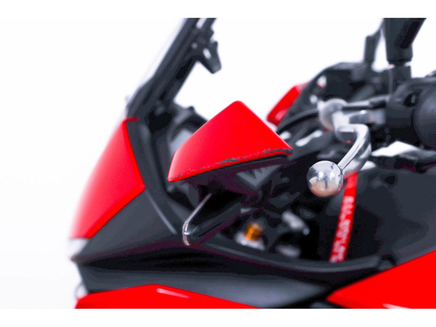 Yamaha TRACER 7 GT Rojo Motorcycle