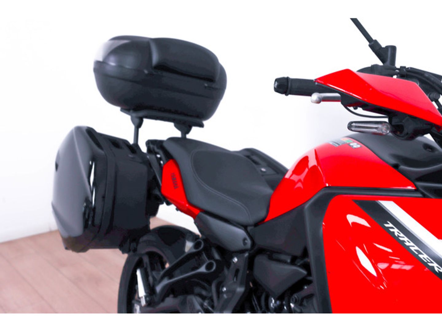 Yamaha TRACER 7 GT Rojo Motorcycle