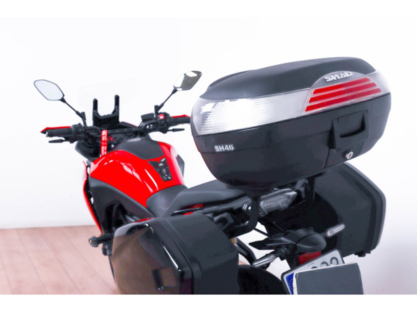 Yamaha TRACER 7 GT Rojo Motorcycle