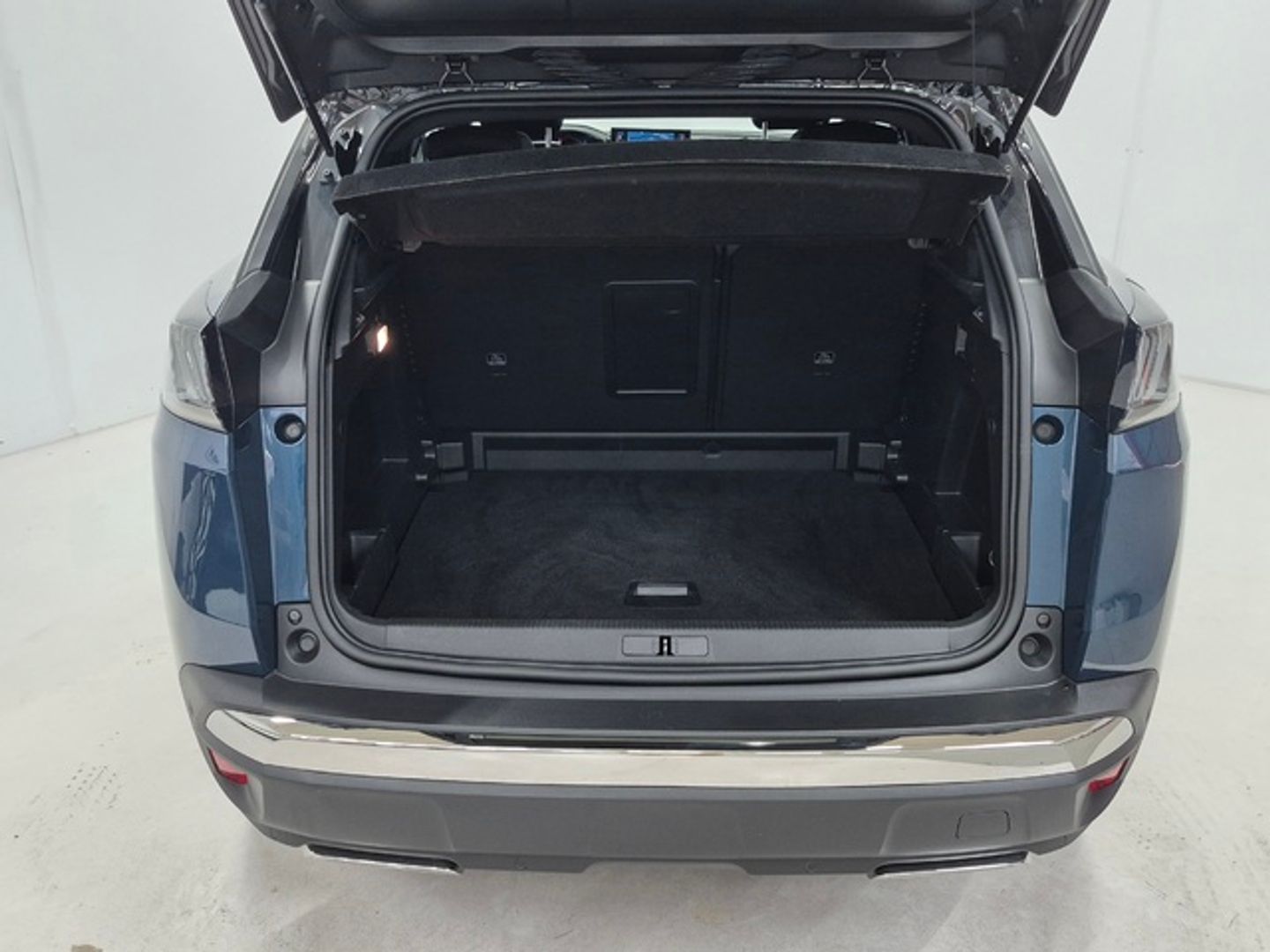 Peugeot 3008 BlueHDI 130 S&S Allure 96 kW (130 CV) Azul All Terrain / Pick-up