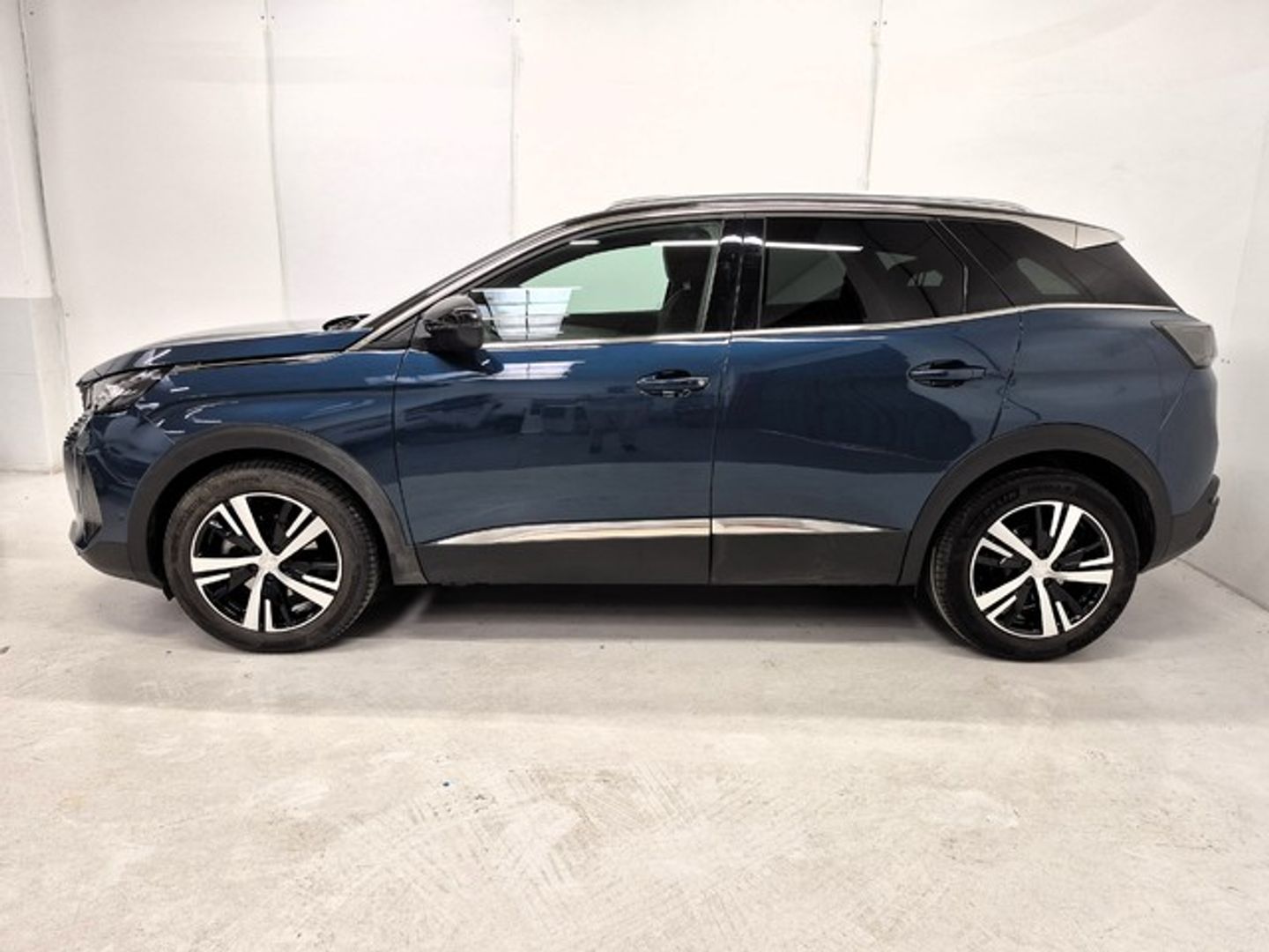 Peugeot 3008 BlueHDI 130 S&S Allure 96 kW (130 CV) Azul All Terrain / Pick-up