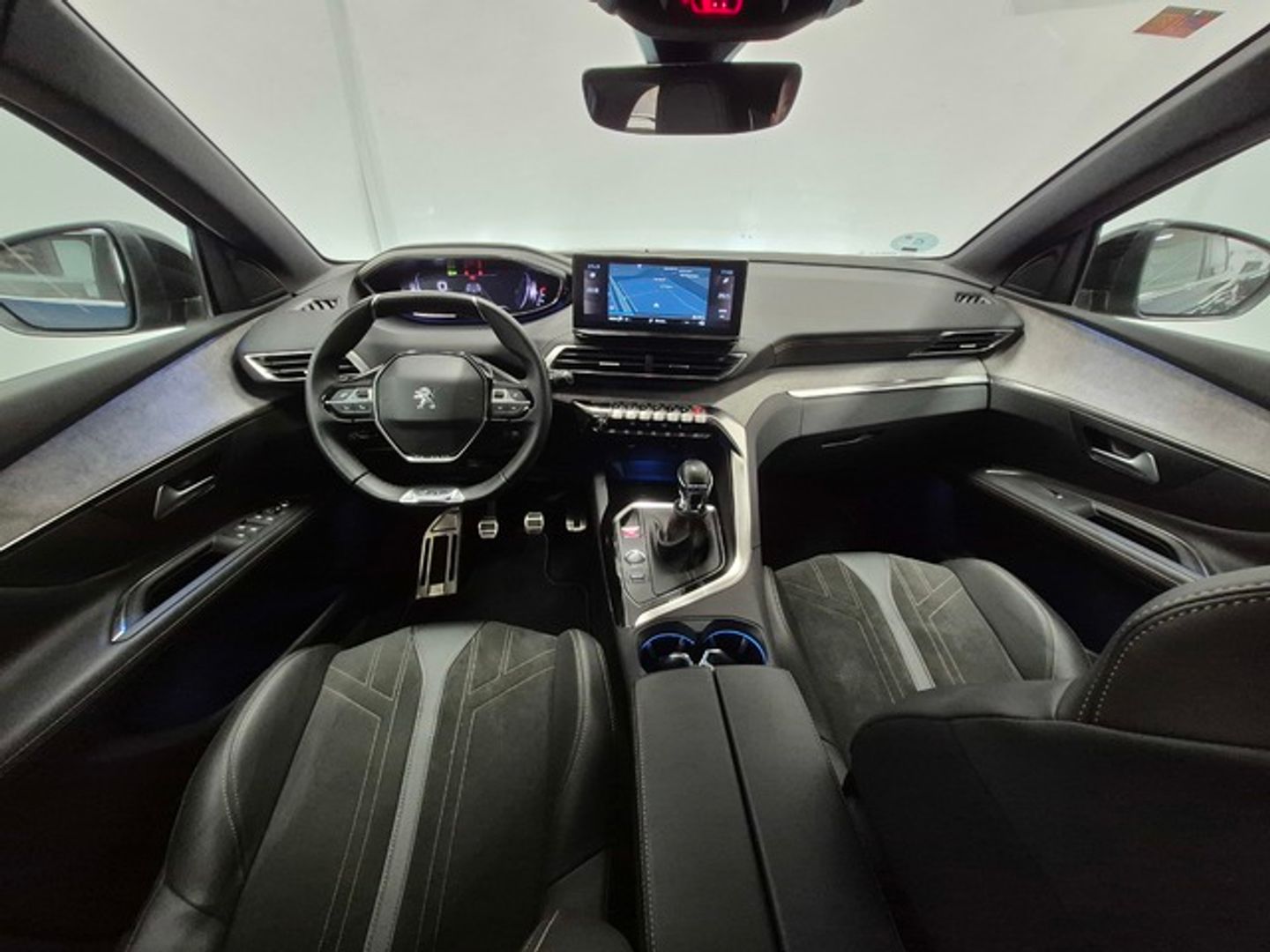 Peugeot 3008 BlueHDI 130 S&S Allure 96 kW (130 CV) Azul All Terrain / Pick-up