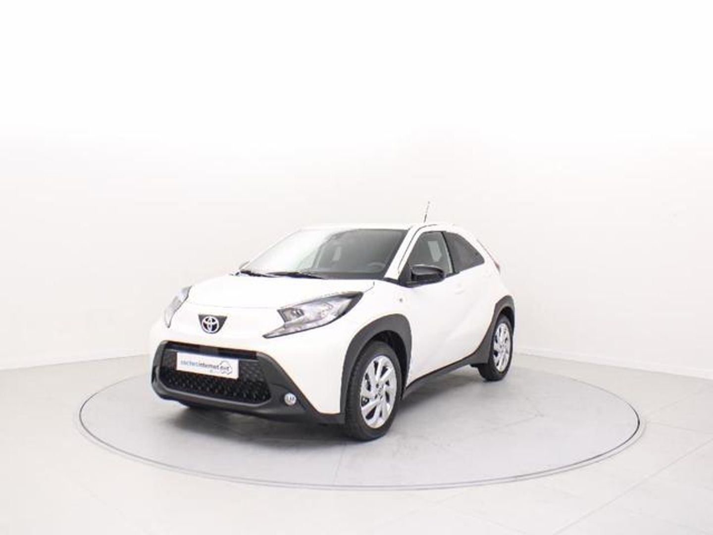 Toyota Aygo X Cross 1.0 VVT-I Like 53 kW (72 CV) Blanco SUV
