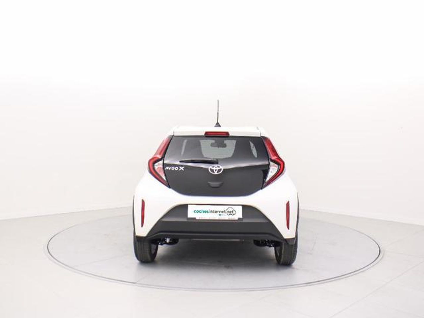 Toyota Aygo X Cross 1.0 VVT-I Like 53 kW (72 CV) Blanco SUV