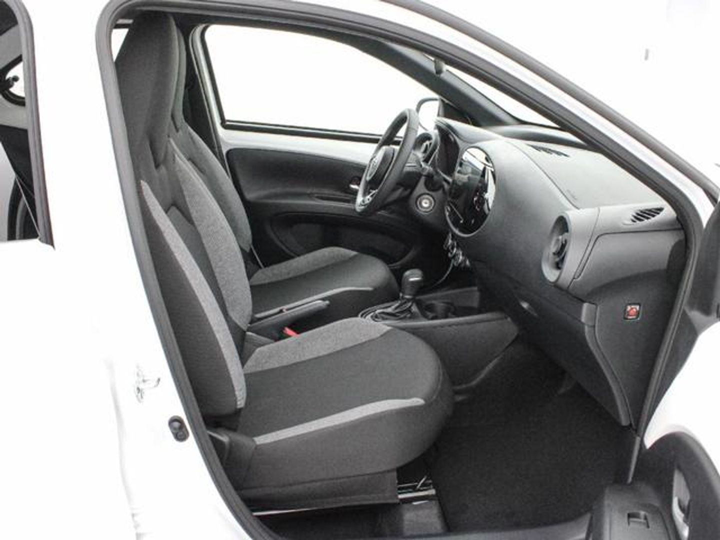 Toyota Aygo X Cross 1.0 VVT-I Like 53 kW (72 CV) Blanco SUV