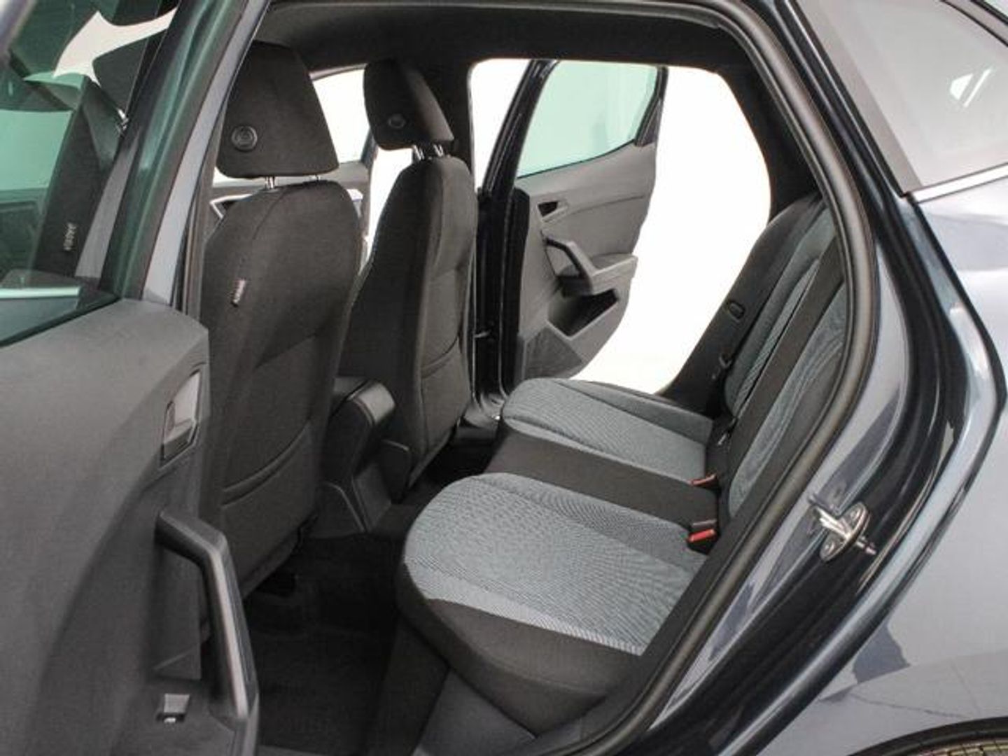 SEAT Ibiza 1.0 TSI Special Edition 85 kW (115 CV) Gris Sedan