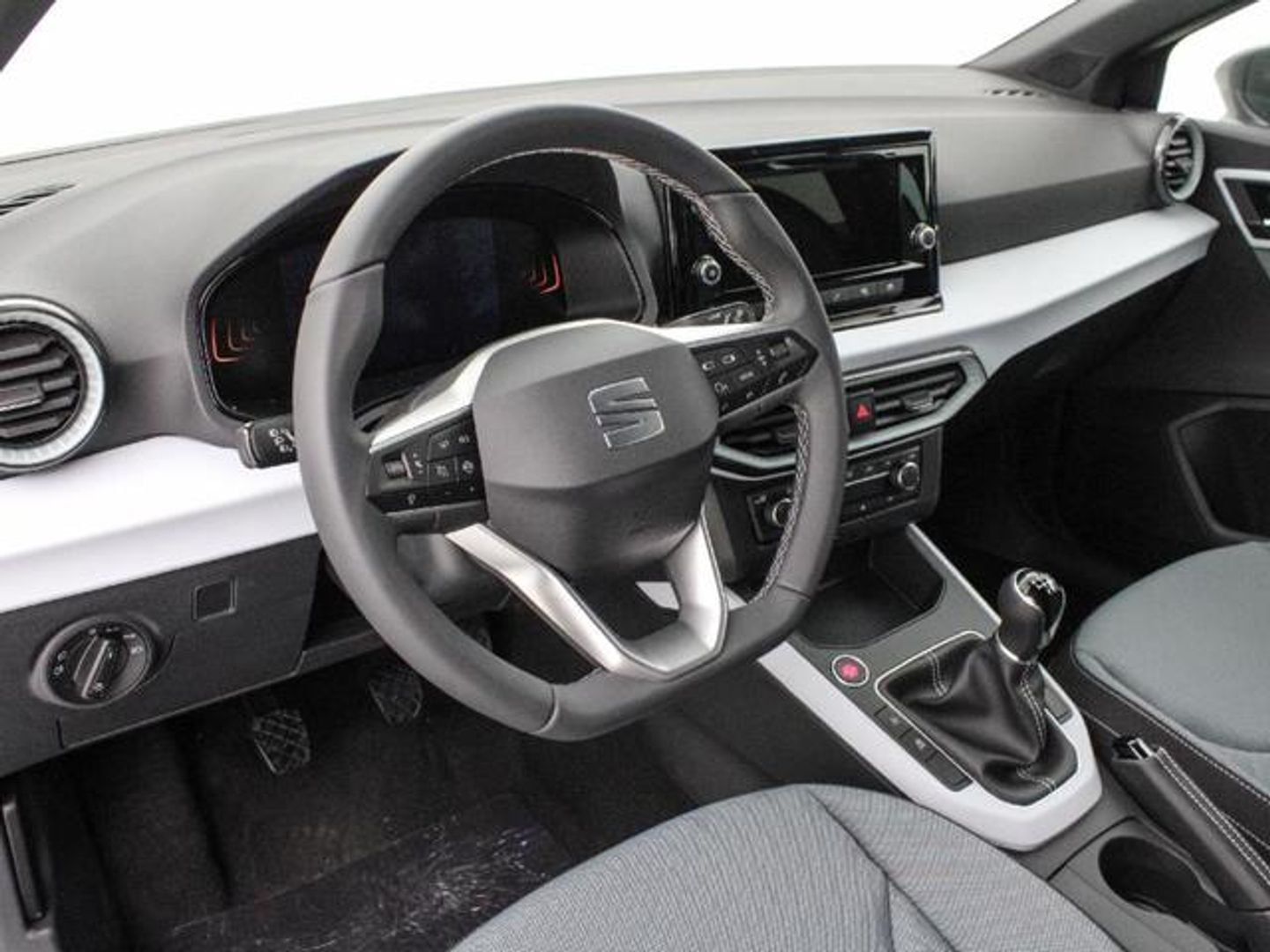 SEAT Ibiza 1.0 TSI Special Edition 85 kW (115 CV) Gris Sedan