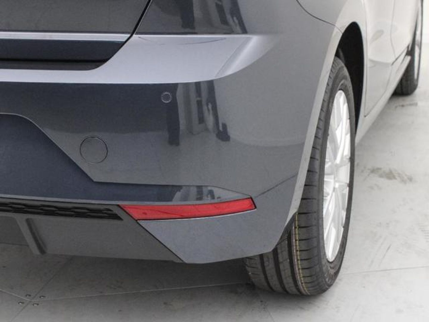 SEAT Ibiza 1.0 TSI Special Edition 85 kW (115 CV) Gris Sedan