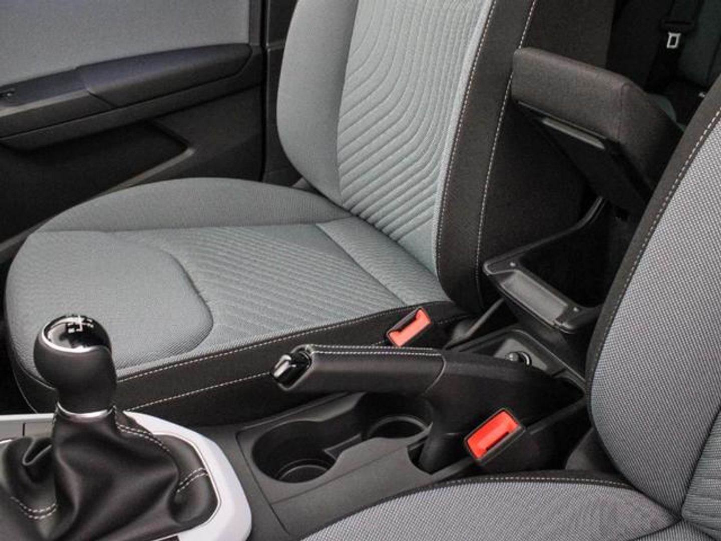 SEAT Ibiza 1.0 TSI Special Edition 85 kW (115 CV) Gris Sedan
