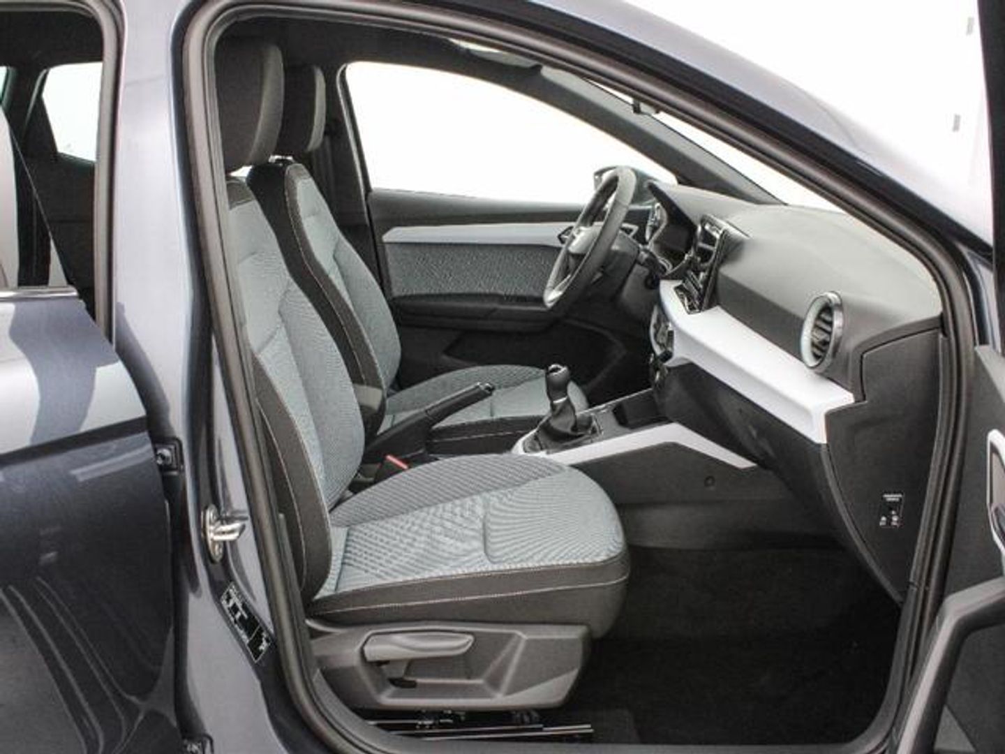 SEAT Ibiza 1.0 TSI Special Edition 85 kW (115 CV) Gris Sedan