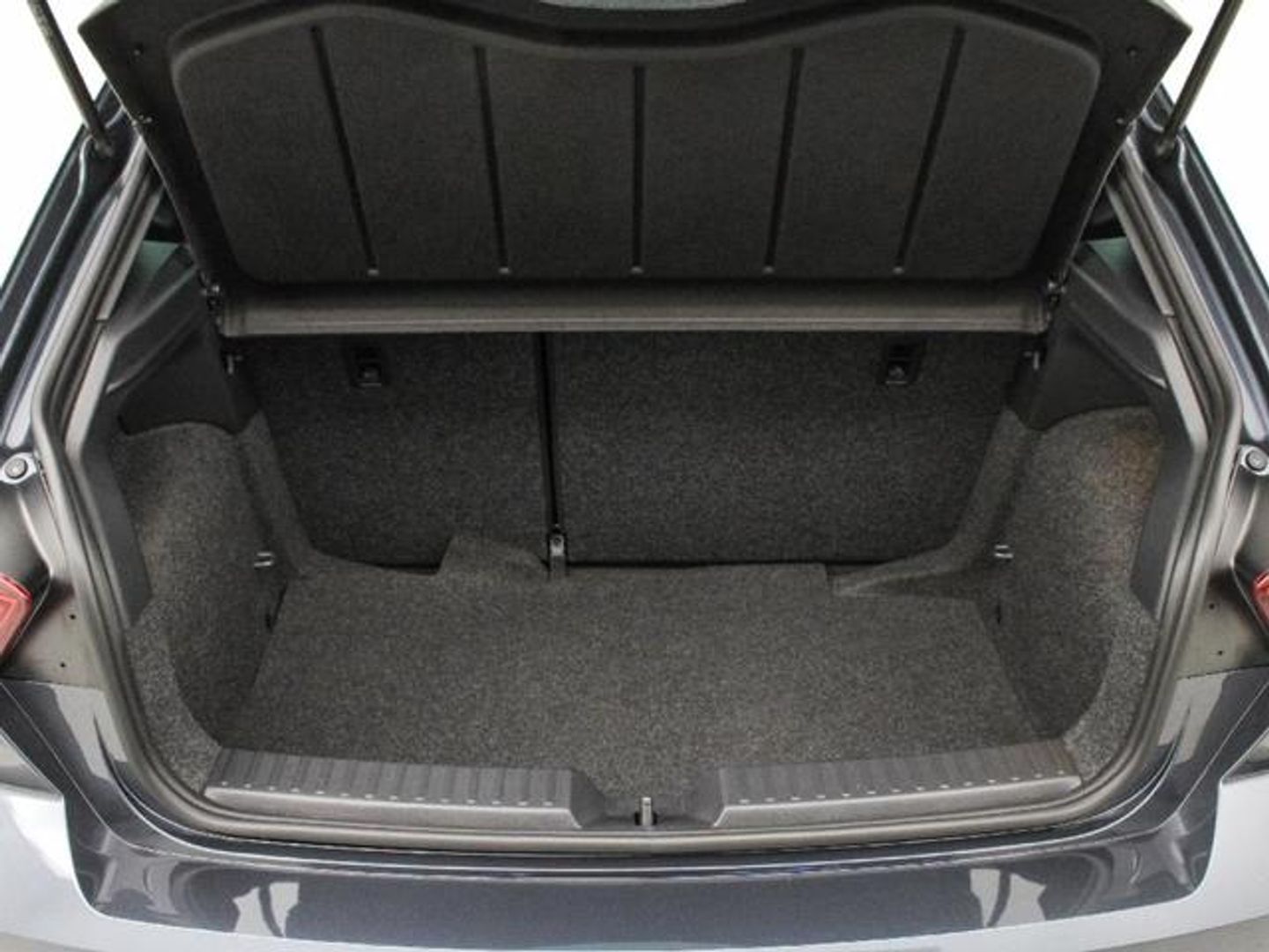 SEAT Ibiza 1.0 TSI Special Edition 85 kW (115 CV) Gris Sedan