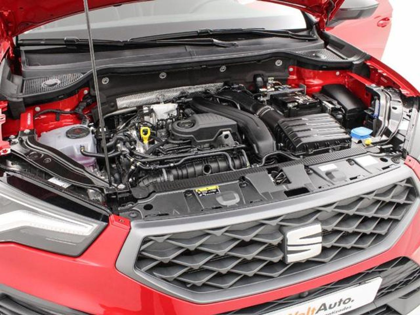 SEAT Ateca 1.5 TSI S&S FR Special Edition DSG 110 kW (150 CV) Rojo All Terrain / Pick-up