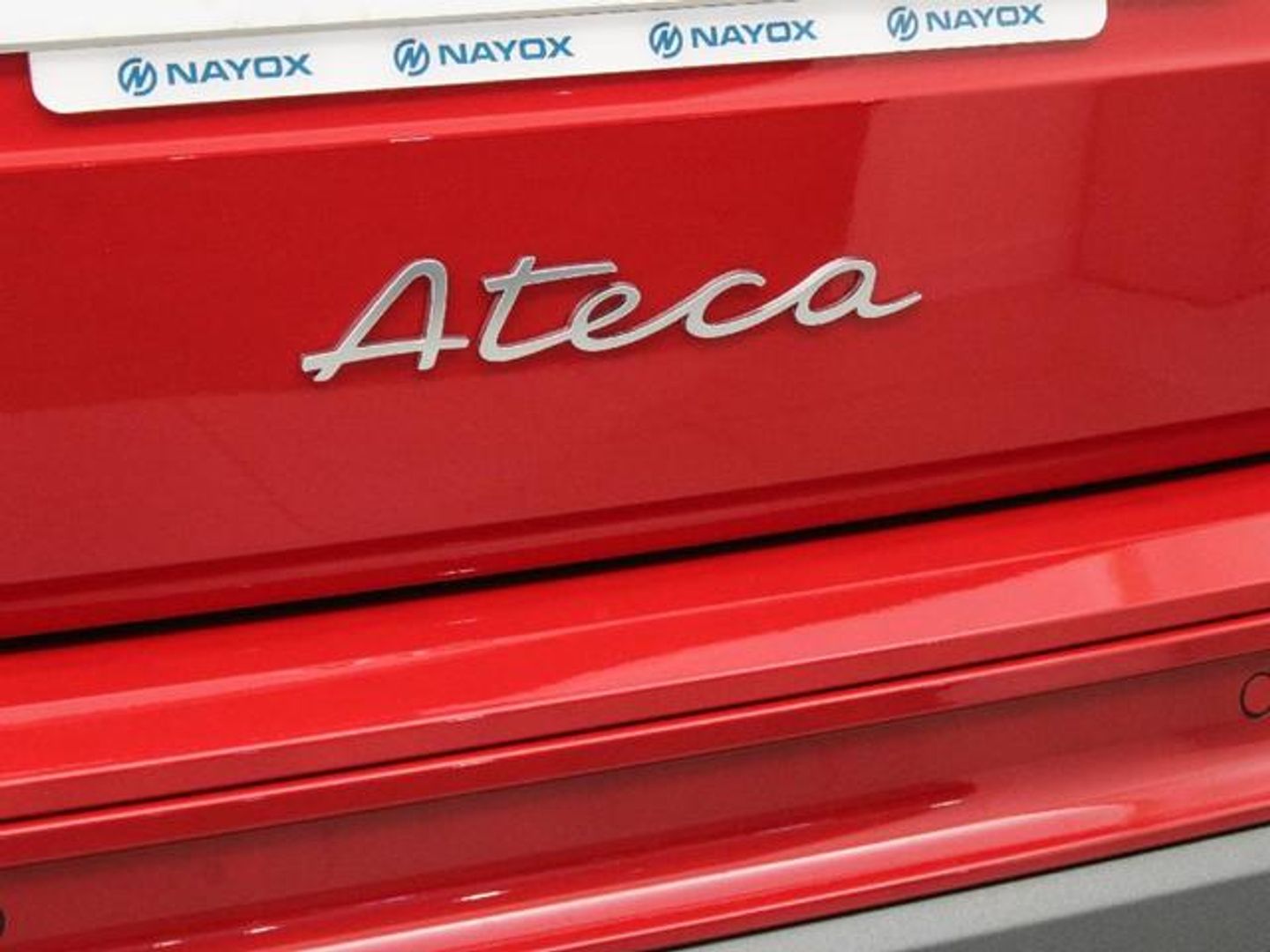 SEAT Ateca 1.5 TSI S&S FR Special Edition DSG 110 kW (150 CV) Rojo All Terrain / Pick-up