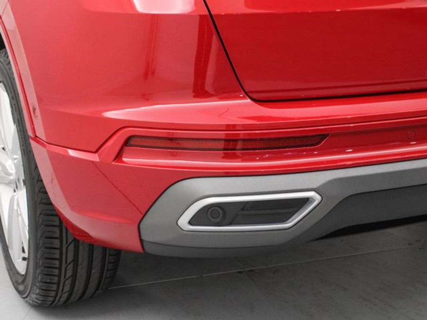 SEAT Ateca 1.5 TSI S&S FR Special Edition DSG 110 kW (150 CV) Rojo All Terrain / Pick-up