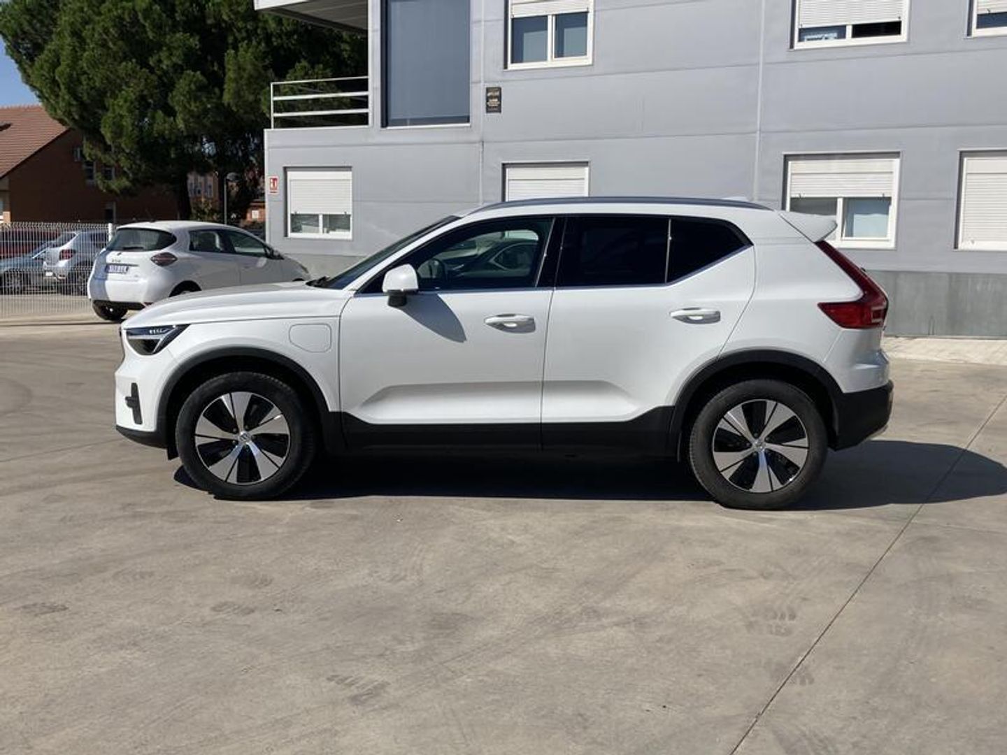 Volvo XC40 T4 Recharge PHEV Core Auto 155 kW (211 CV) Blanco SUV