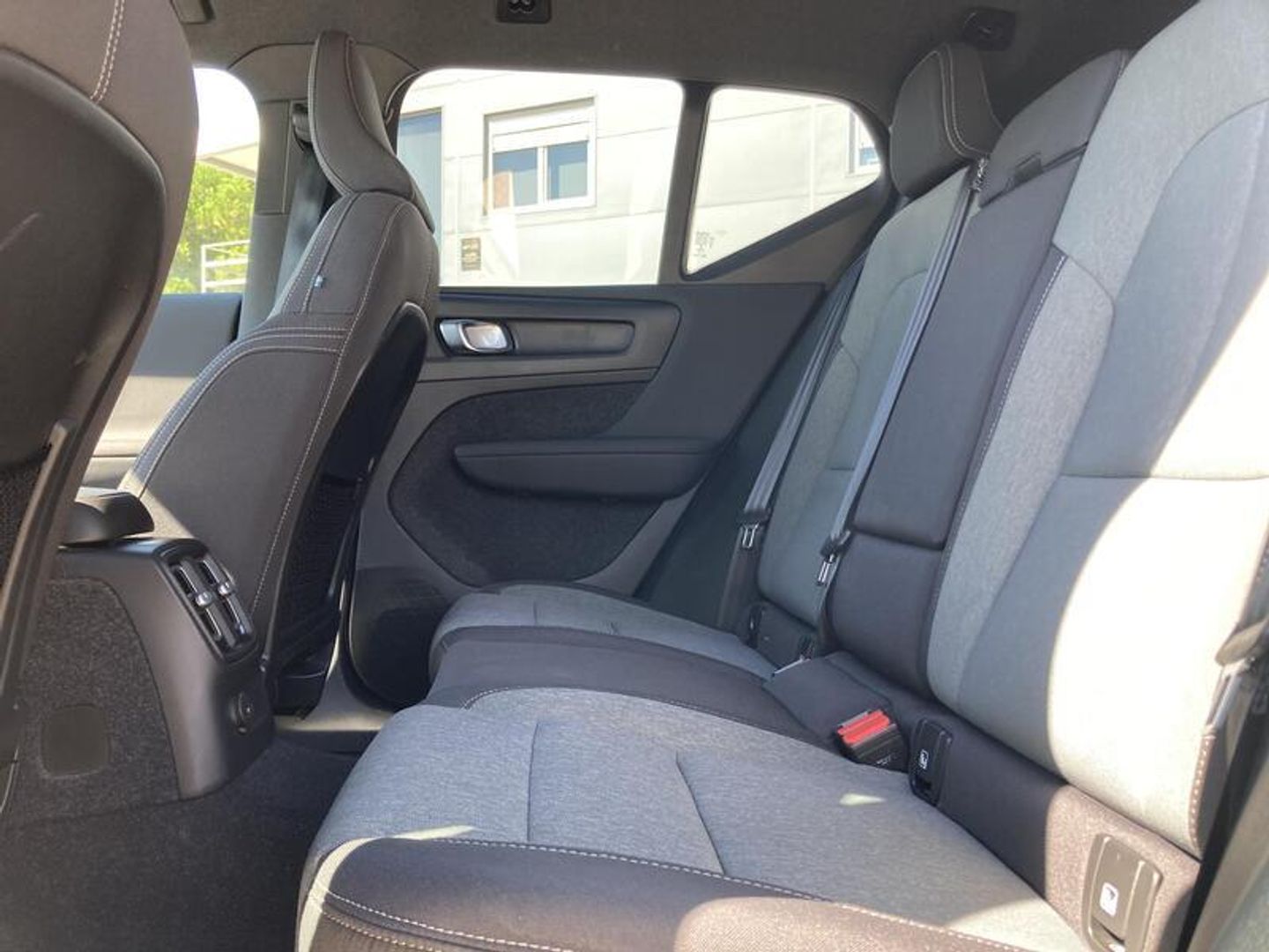 Volvo XC40 T4 Recharge PHEV Core Auto 155 kW (211 CV) Blanco SUV