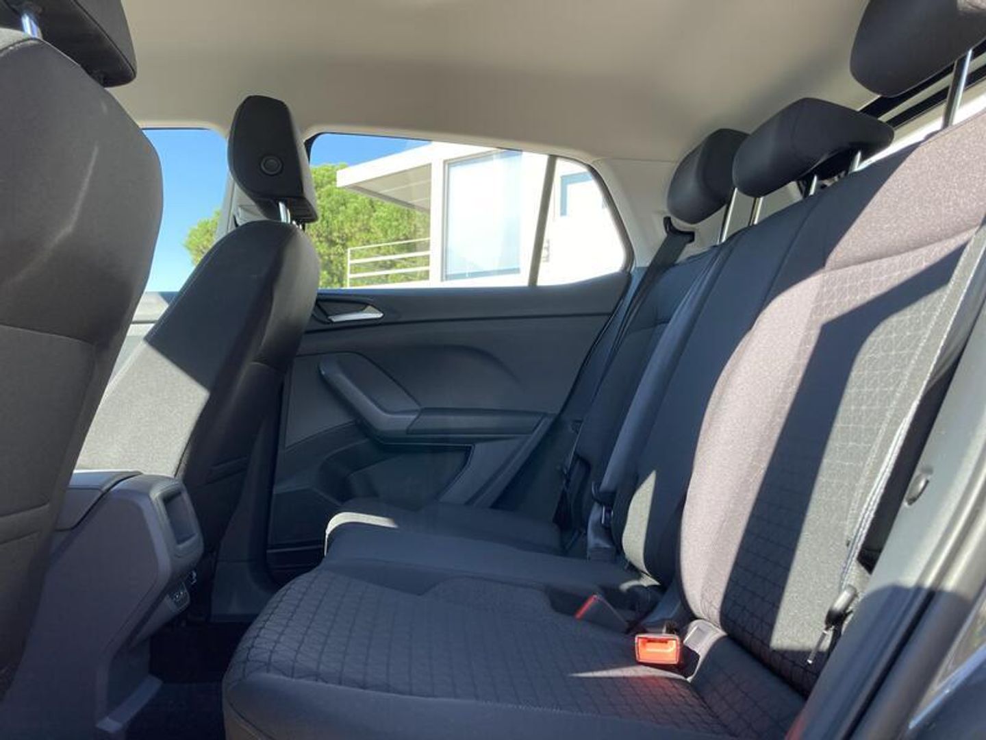 Volkswagen T-Cross Advance 1.0 TSI 85 kW (115 CV) DSG Gris SUV