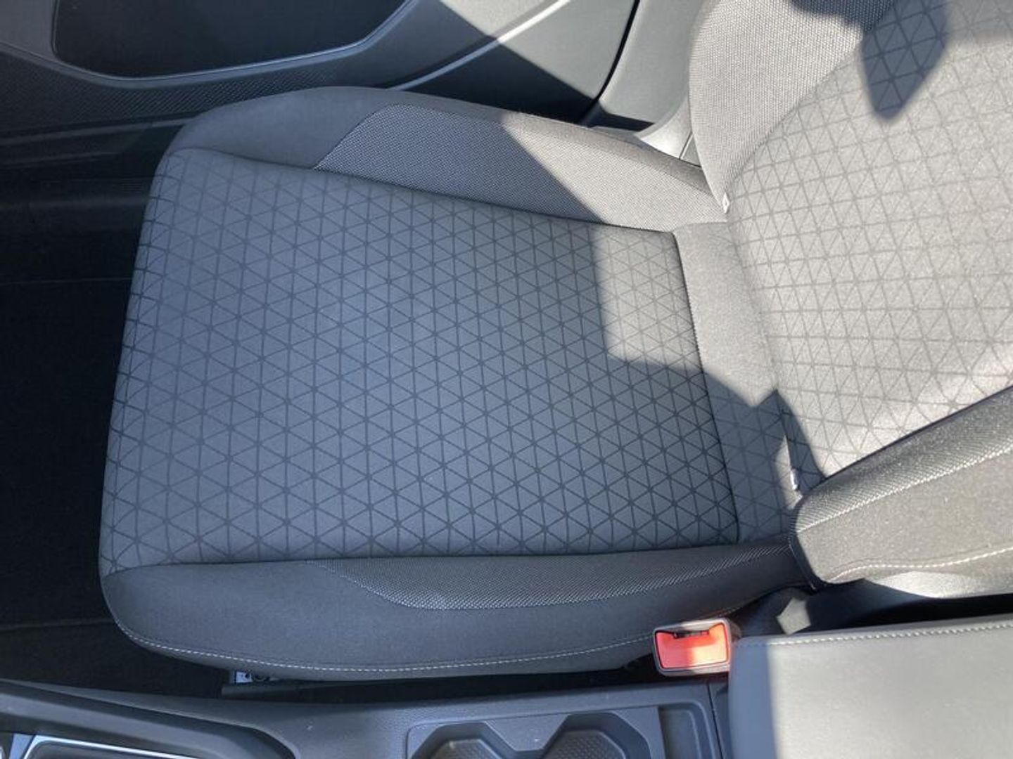 Volkswagen T-Cross Advance 1.0 TSI 85 kW (115 CV) DSG Gris SUV