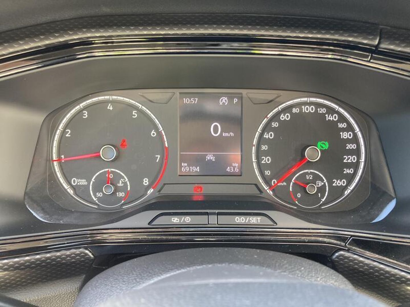 Volkswagen T-Cross Advance 1.0 TSI 85 kW (115 CV) DSG Gris SUV