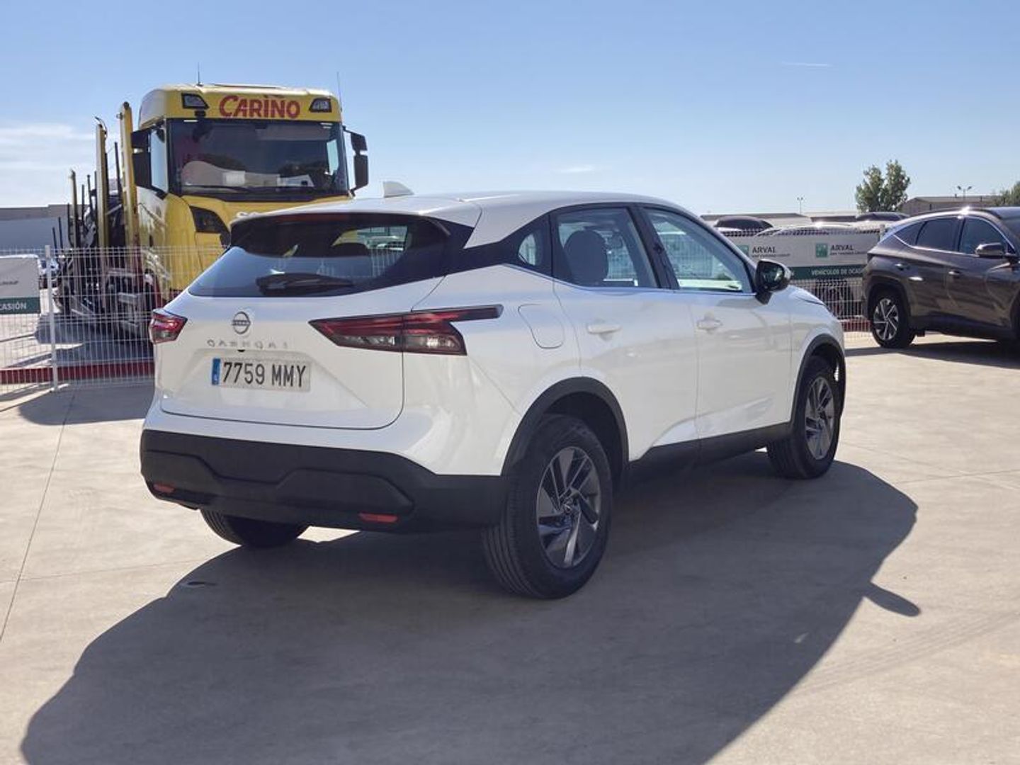 Nissan Qashqai DIG-T 140 mHEV Acenta 4x2 103 kW (140 CV) Blanco SUV