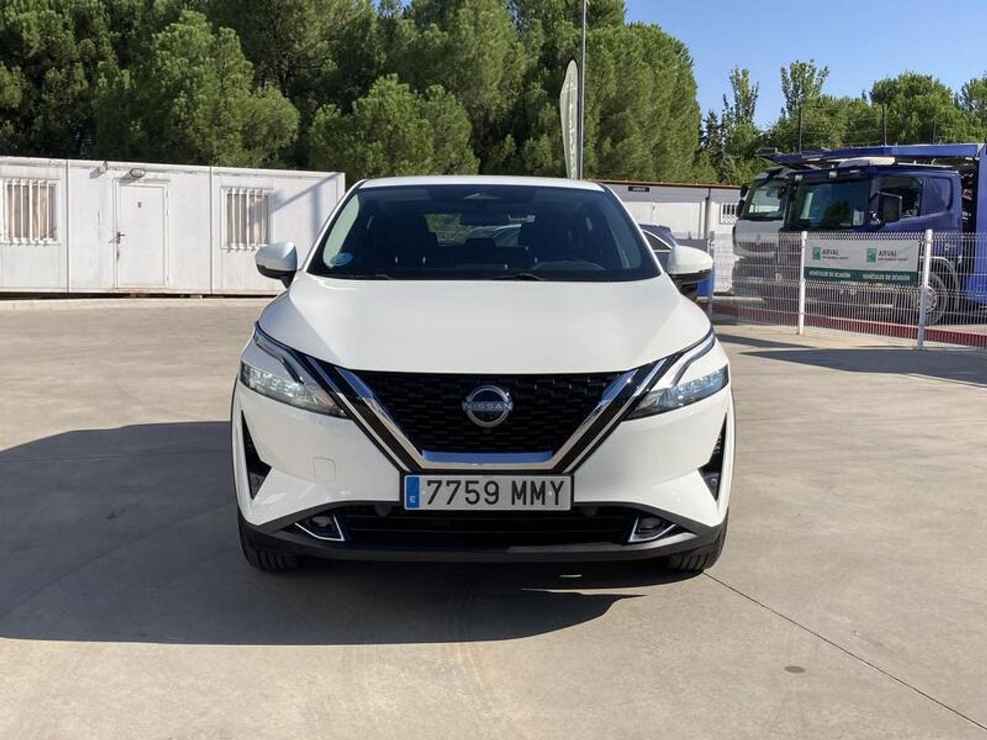Nissan Qashqai DIG-T 140 mHEV Acenta 4x2 103 kW (140 CV) Blanco SUV