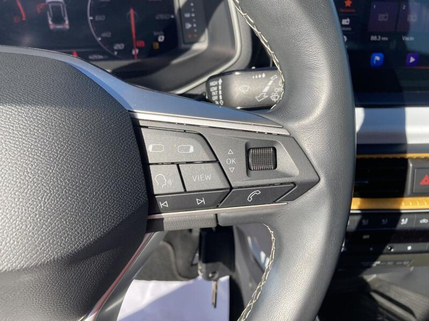SEAT Arona 1.0 TSI Style XL 81 kW (110 CV) Blanco SUV