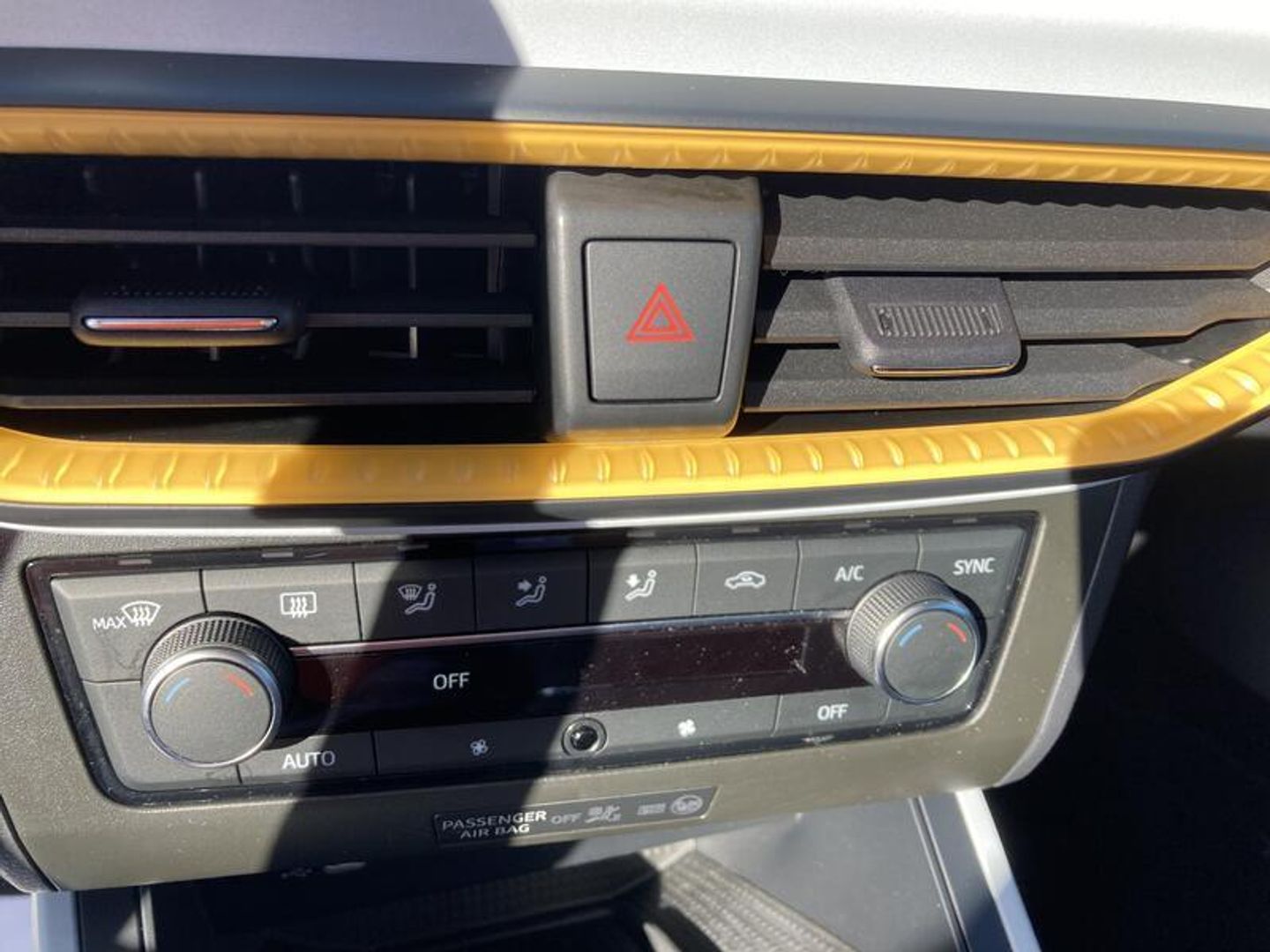 SEAT Arona 1.0 TSI Style XL 81 kW (110 CV) Blanco SUV
