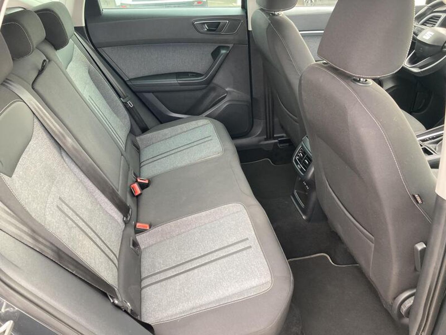 SEAT Ateca 1.5 TSI S&S Style Go DSG 110 kW (150 CV) Gris SUV