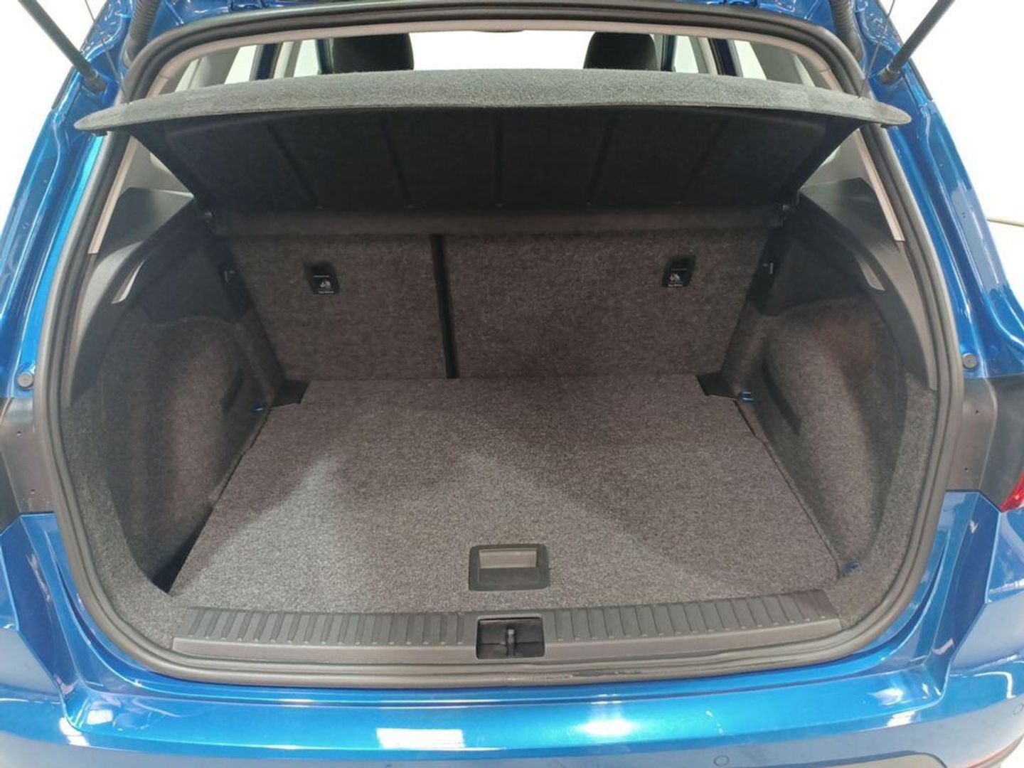 SEAT Arona 1.0 TSI Style XM DSG 81 kW (110 CV) Azul All Terrain / Pick-up