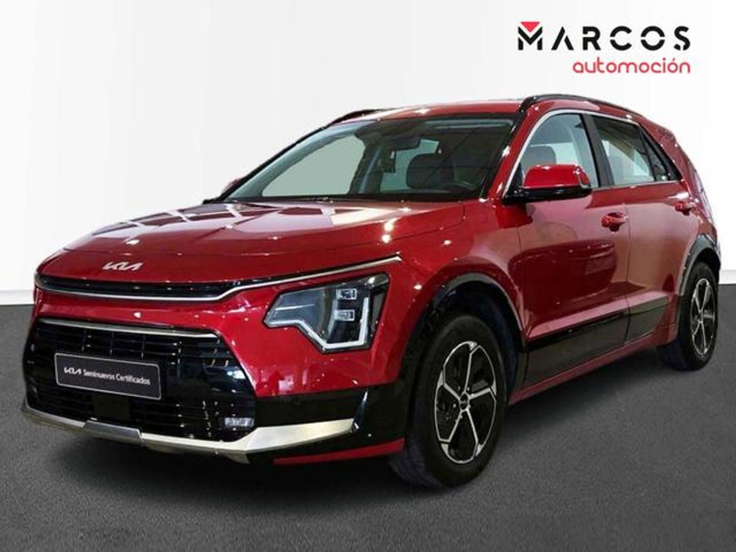 Kia Niro 1.6 GDi HEV Drive 104 kW (141 CV) Rojo SUV