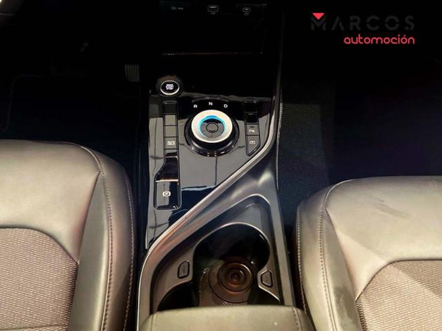 Kia Niro 1.6 GDi HEV Drive 104 kW (141 CV) Rojo SUV