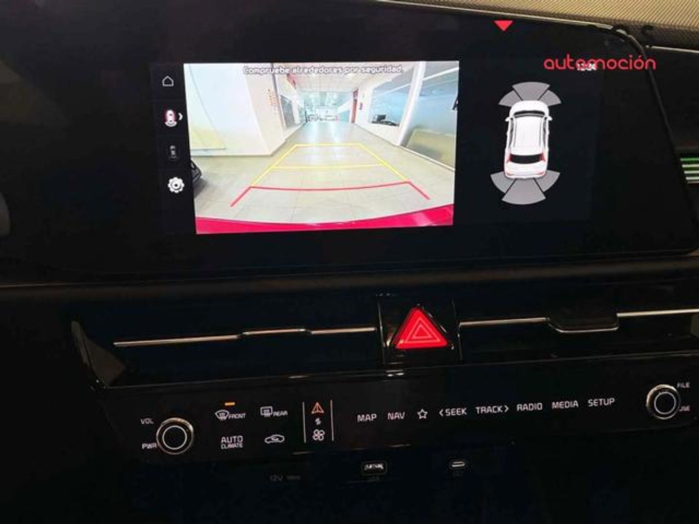 Kia Niro 1.6 GDi HEV Drive 104 kW (141 CV) Rojo SUV