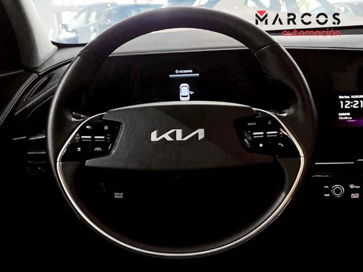 Kia Niro 1.6 GDi HEV Drive 104 kW (141 CV) Rojo SUV