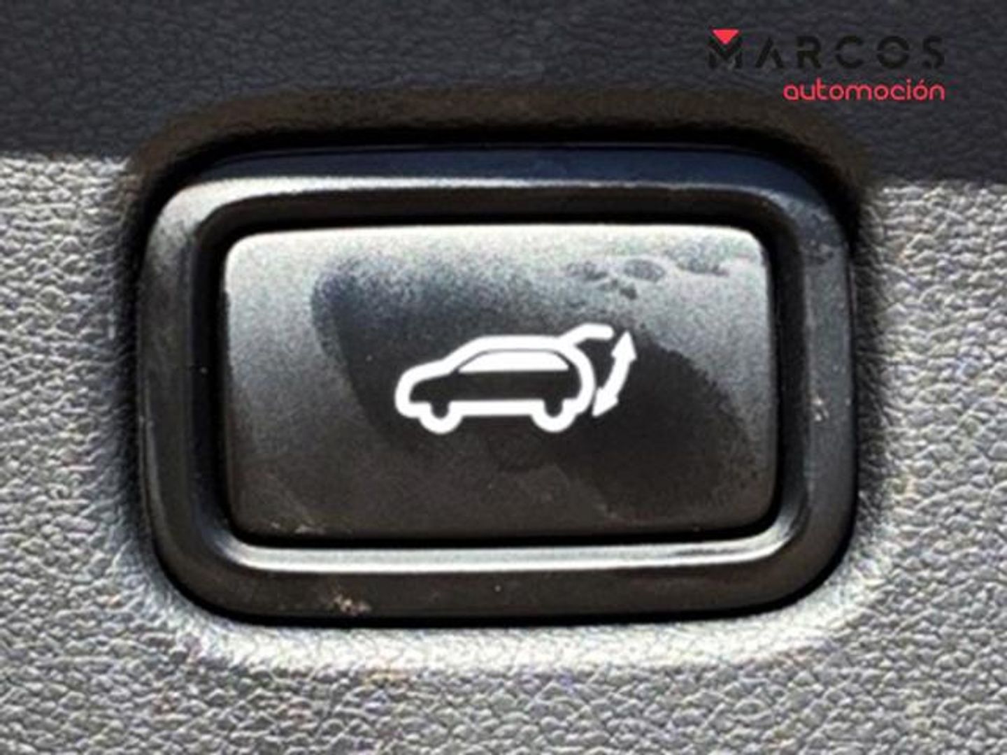 Hyundai Tucson 1.6 TGDI HEV Tecno Sky Auto 158 kW (215 CV) Rojo SUV