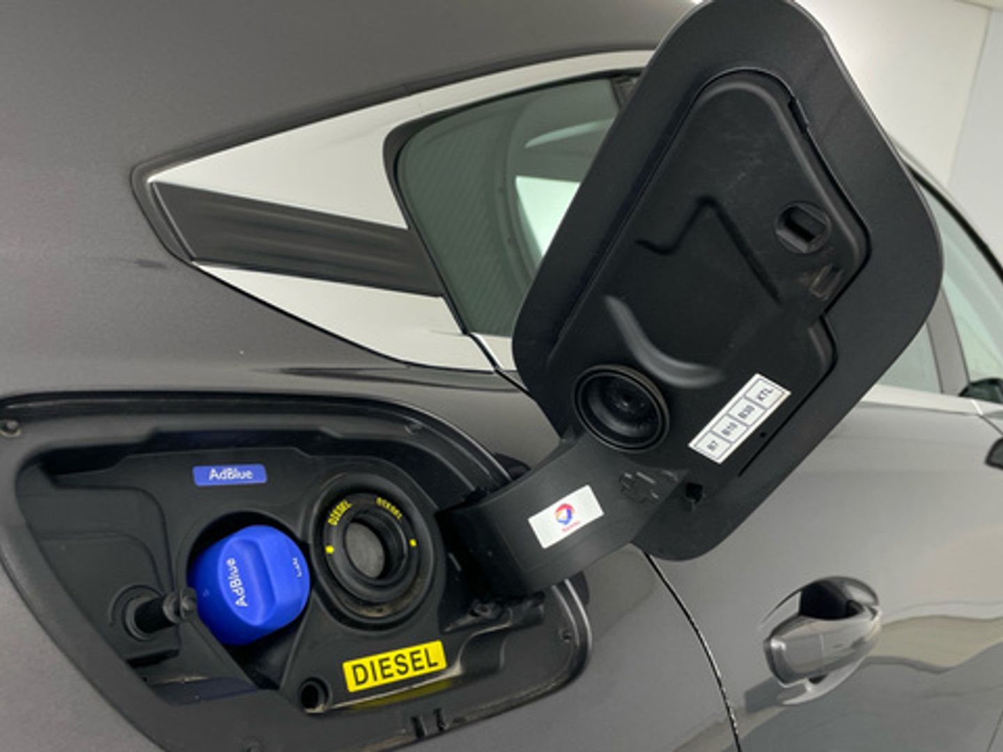 Peugeot 508 BlueHDi 130 S&S Active Pack EAT8 96 kW (130 CV) Gris Sedan