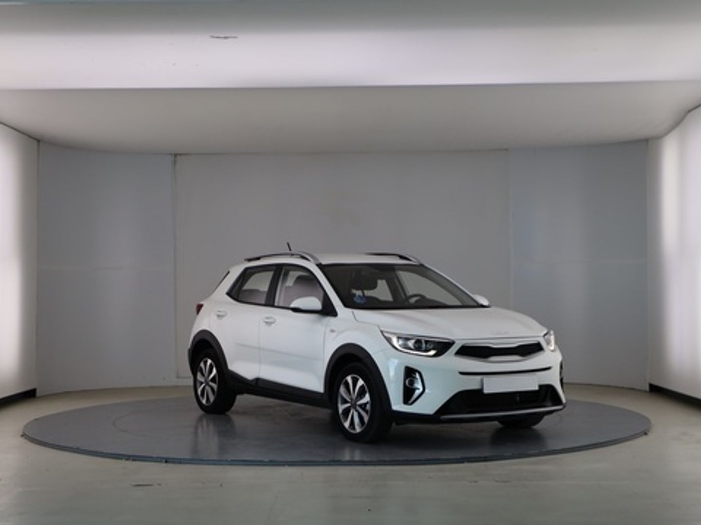Kia Stonic 1.0 T-GDi MHEV MT Concept 74 kW (100 CV) Blanco SUV