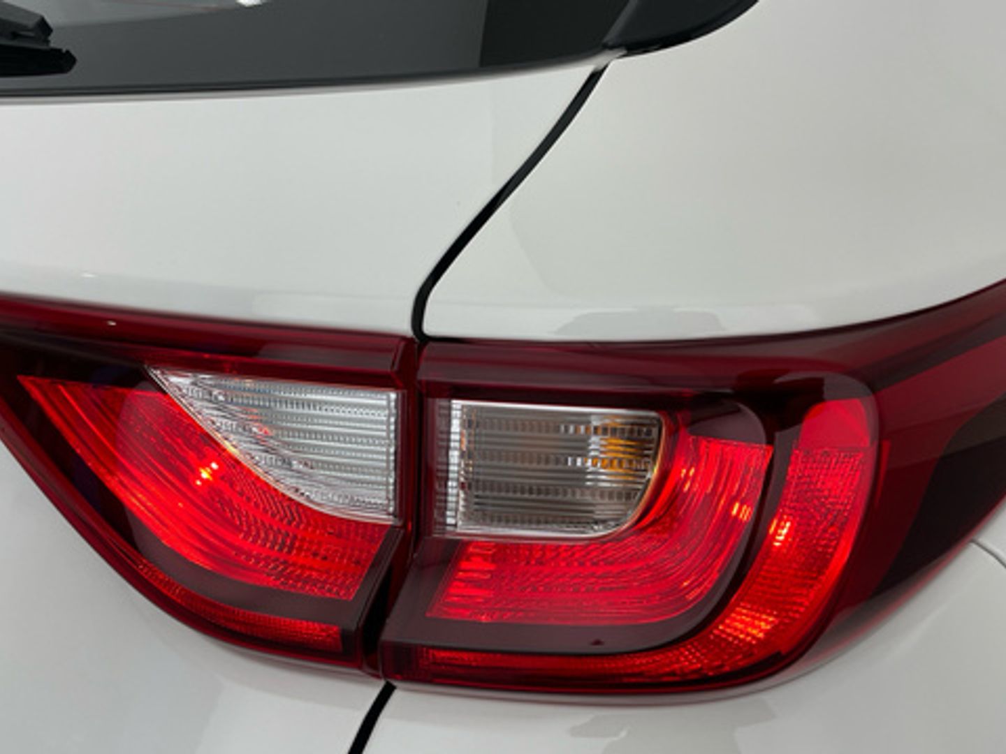 Kia Stonic 1.0 T-GDi MHEV MT Concept 74 kW (100 CV) Blanco SUV