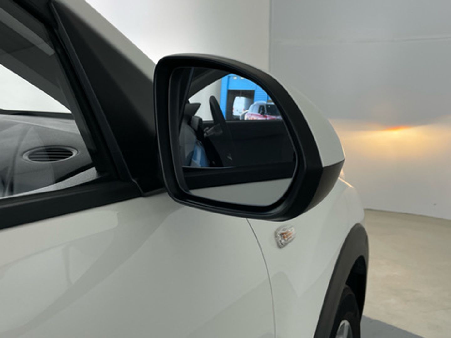 Kia Stonic 1.0 T-GDi MHEV MT Concept 74 kW (100 CV) Blanco SUV