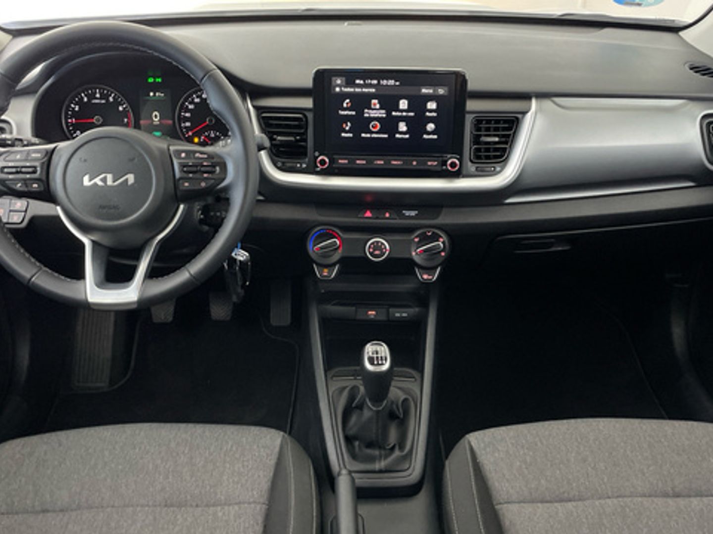 Kia Stonic 1.0 T-GDi MHEV MT Concept 74 kW (100 CV) Blanco SUV