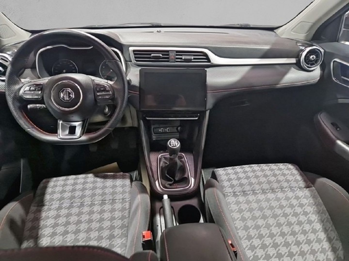 MG ZS 1.5 Comfort 78 kW (106 CV) Negro All Terrain / Pick-up