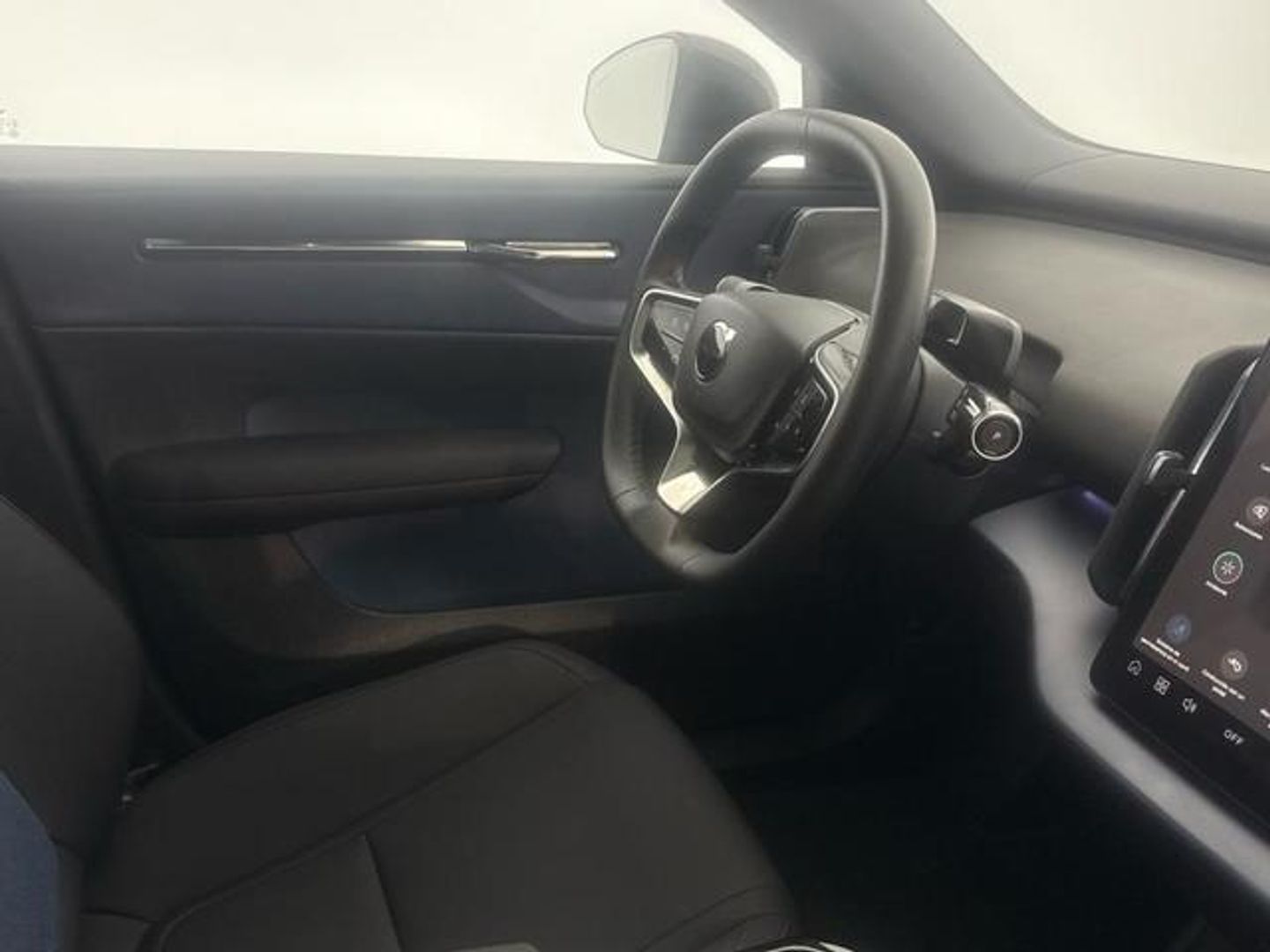 Volvo EX30 Single Motor Extended Range Ultra Auto 200 kW (272 CV) Gris All Terrain / Pick-up