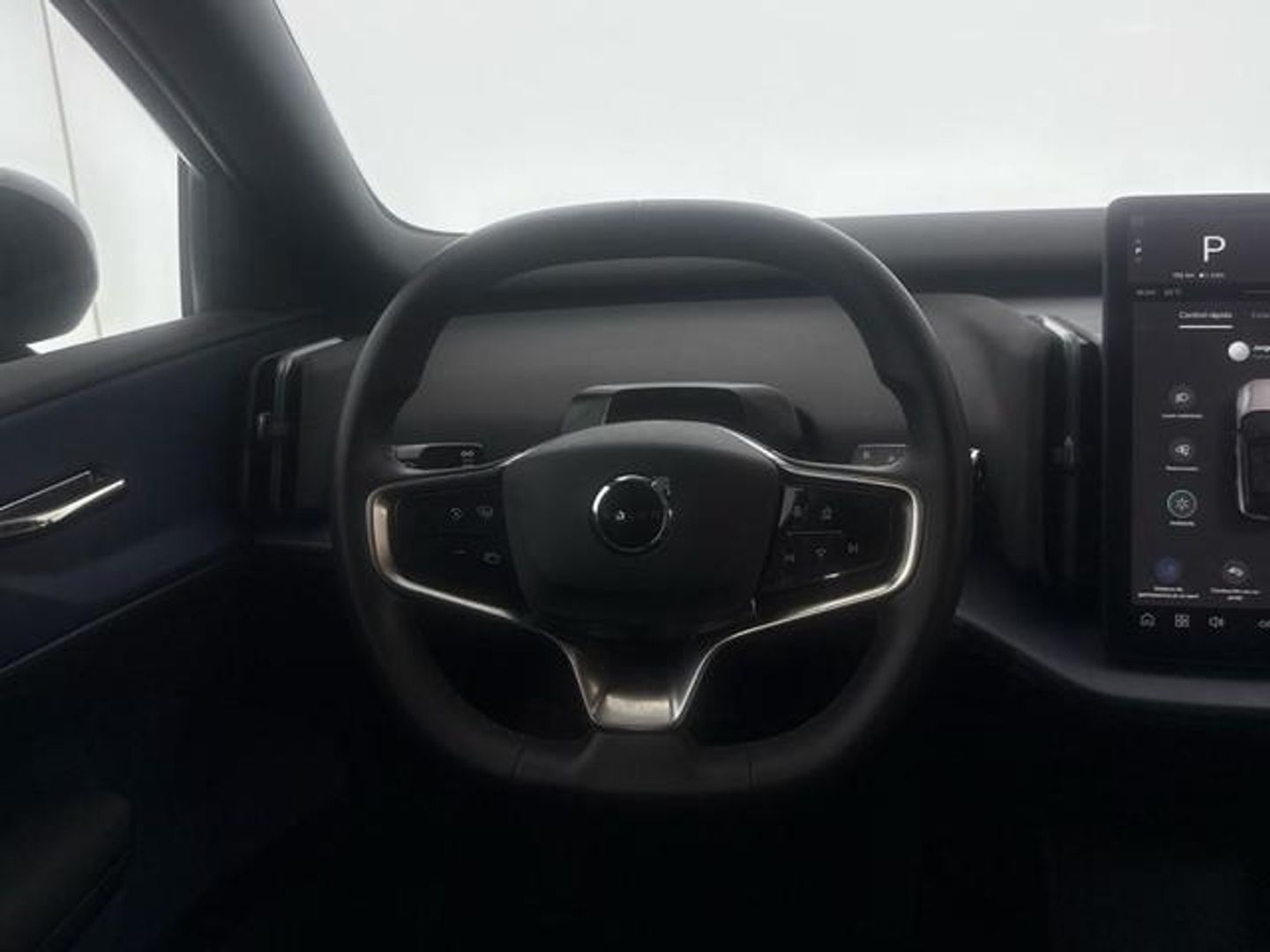 Volvo EX30 Single Motor Extended Range Ultra Auto 200 kW (272 CV) Gris All Terrain / Pick-up