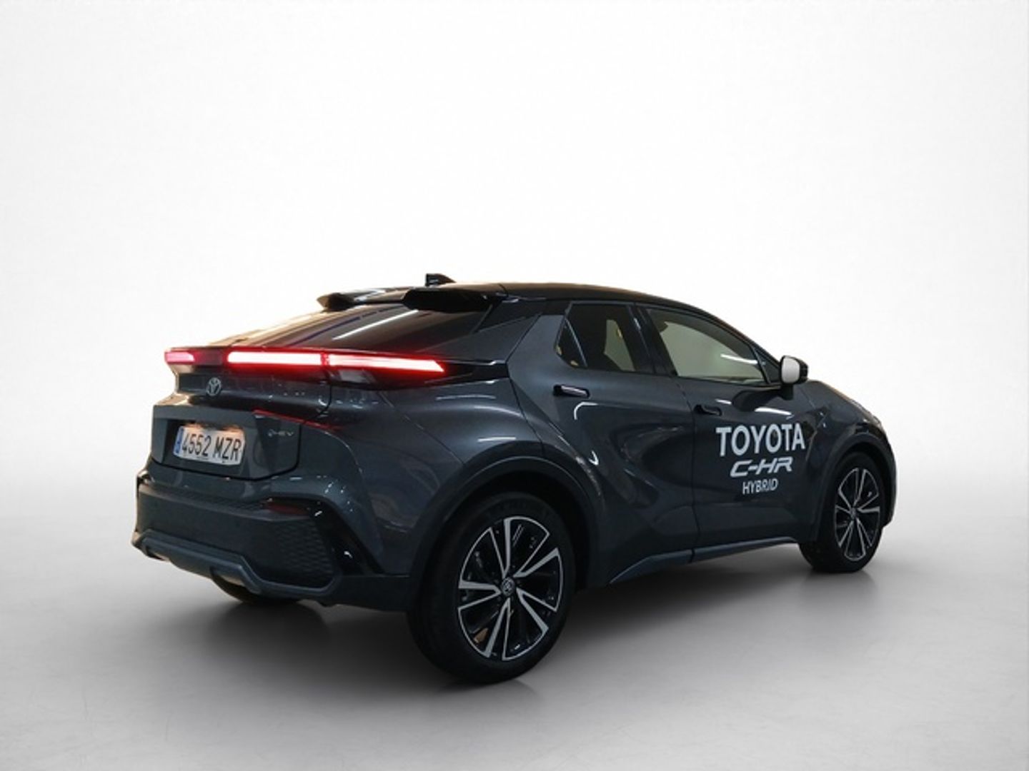 Toyota C-HR 1.8 140H Spirit 103 kW (140 CV) Gris All Terrain / Pick-up