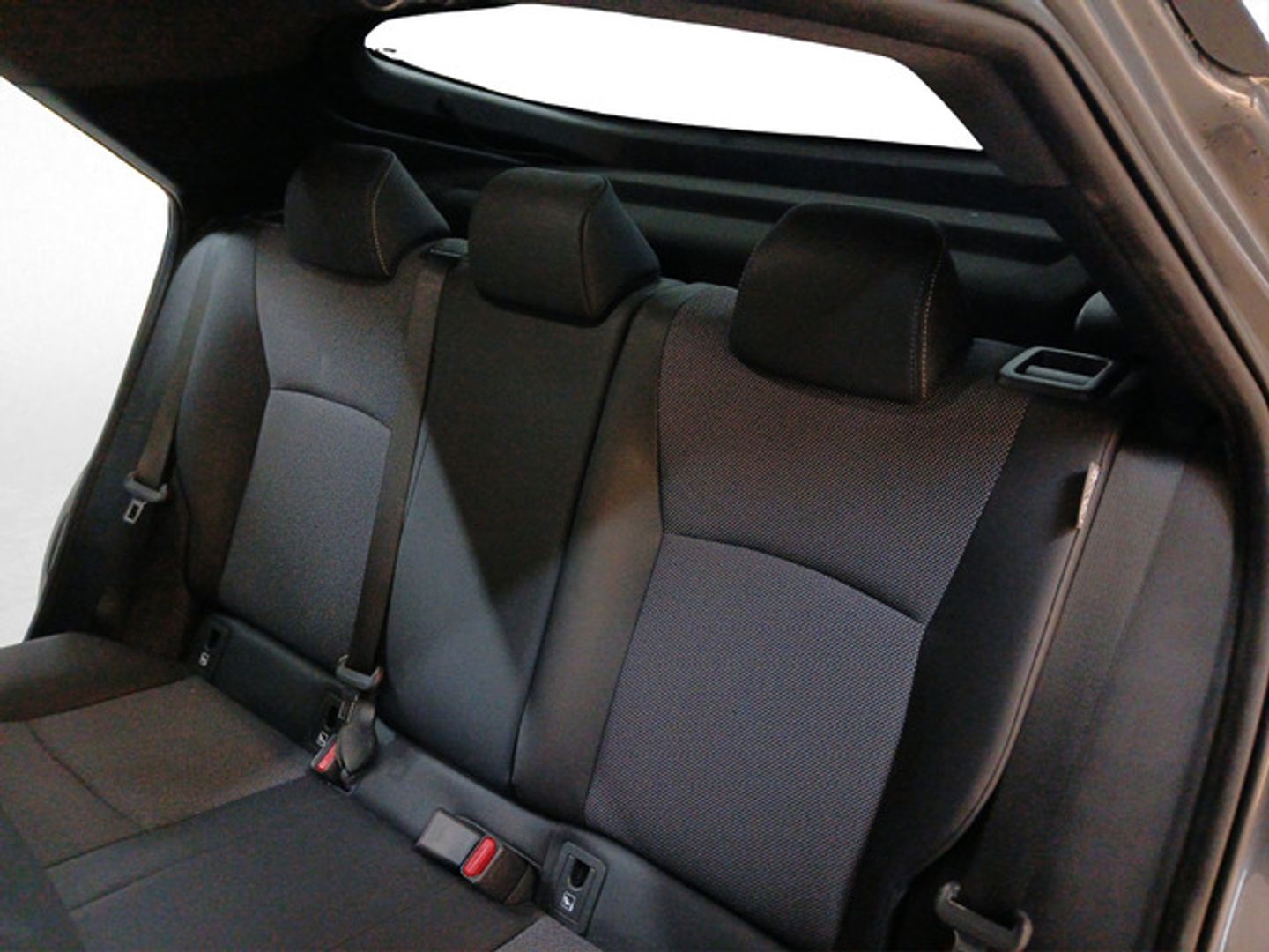 Toyota C-HR 1.8 140H Spirit 103 kW (140 CV) Gris All Terrain / Pick-up