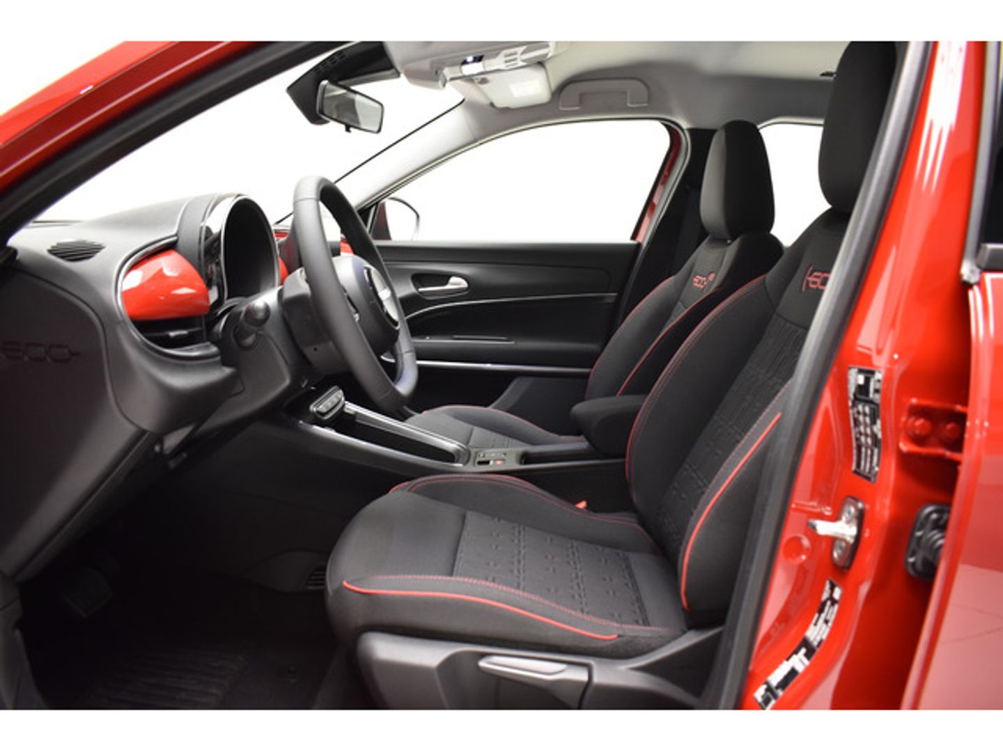 Fiat 600e Red 54kwh 115 kW (156 CV) Rojo SUV