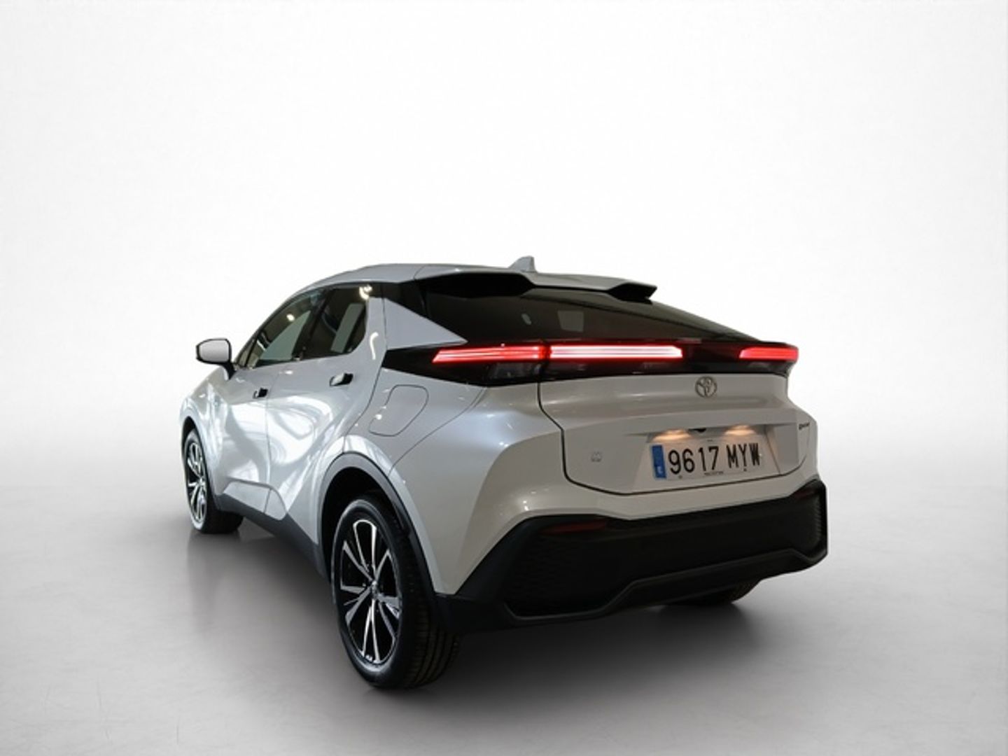 Toyota C-HR 220PH Advance 164 kW (223 CV) Blanco SUV