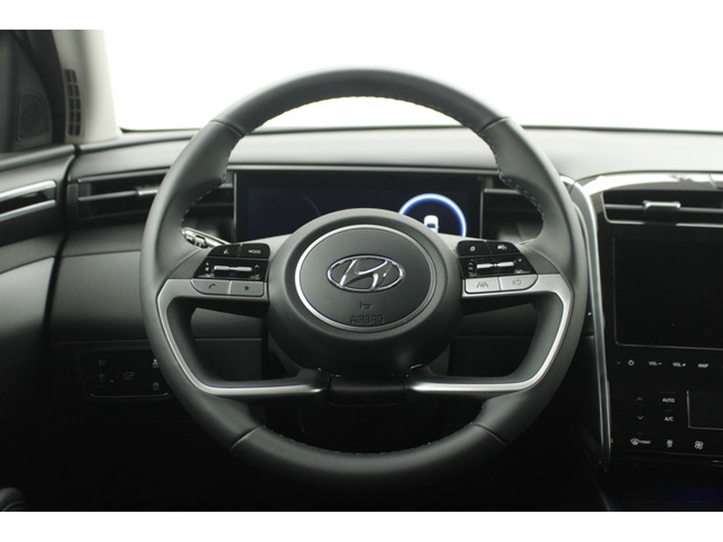 Hyundai Tucson 1.6 CRDI 48V Tecno 2C 100 kW (136 CV) Rojo SUV