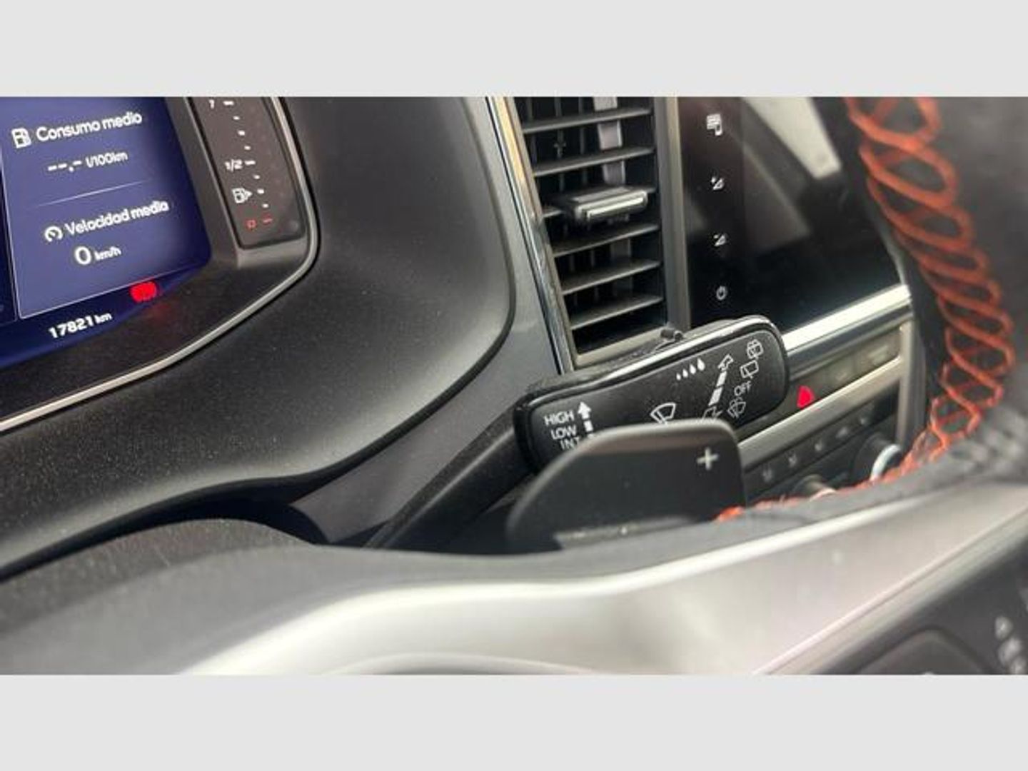 SEAT Ateca 1.5 TSI S&S FR Special Edition DSG 110 kW (150 CV) Negro All Terrain / Pick-up